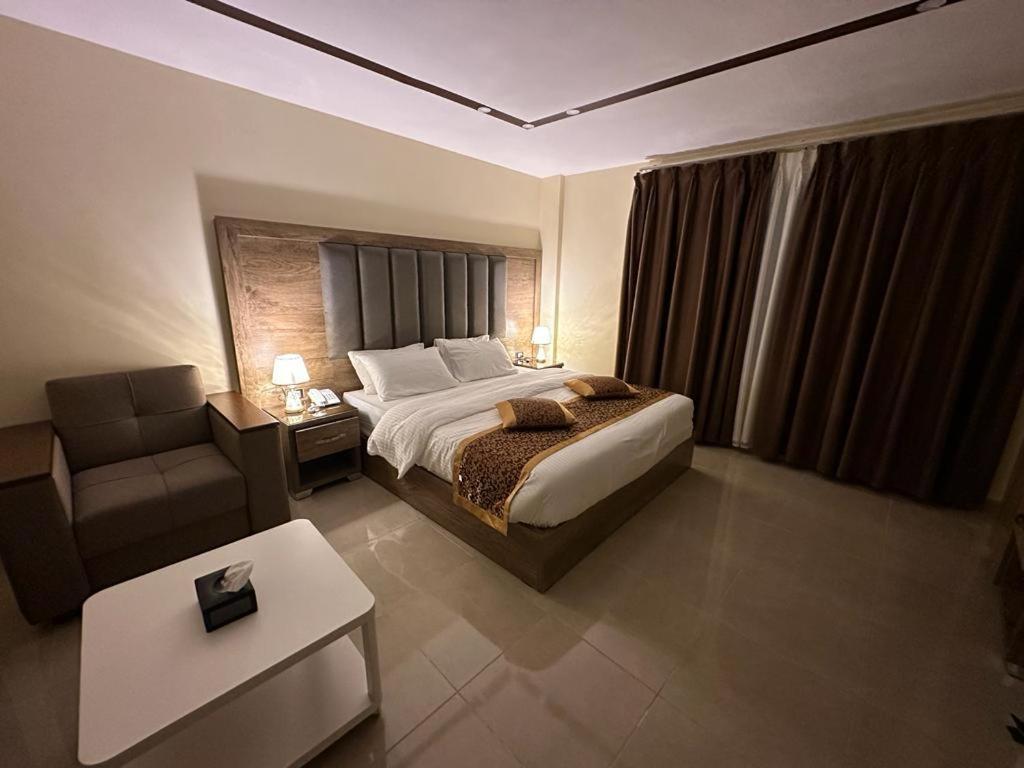 Shaqilath Hotel Wadi Musa Esterno foto