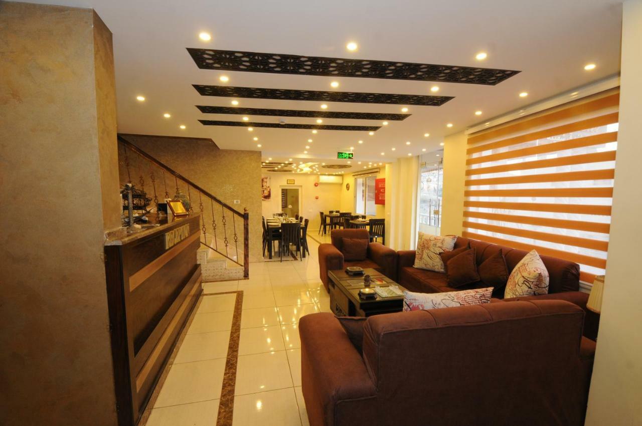Shaqilath Hotel Wadi Musa Esterno foto
